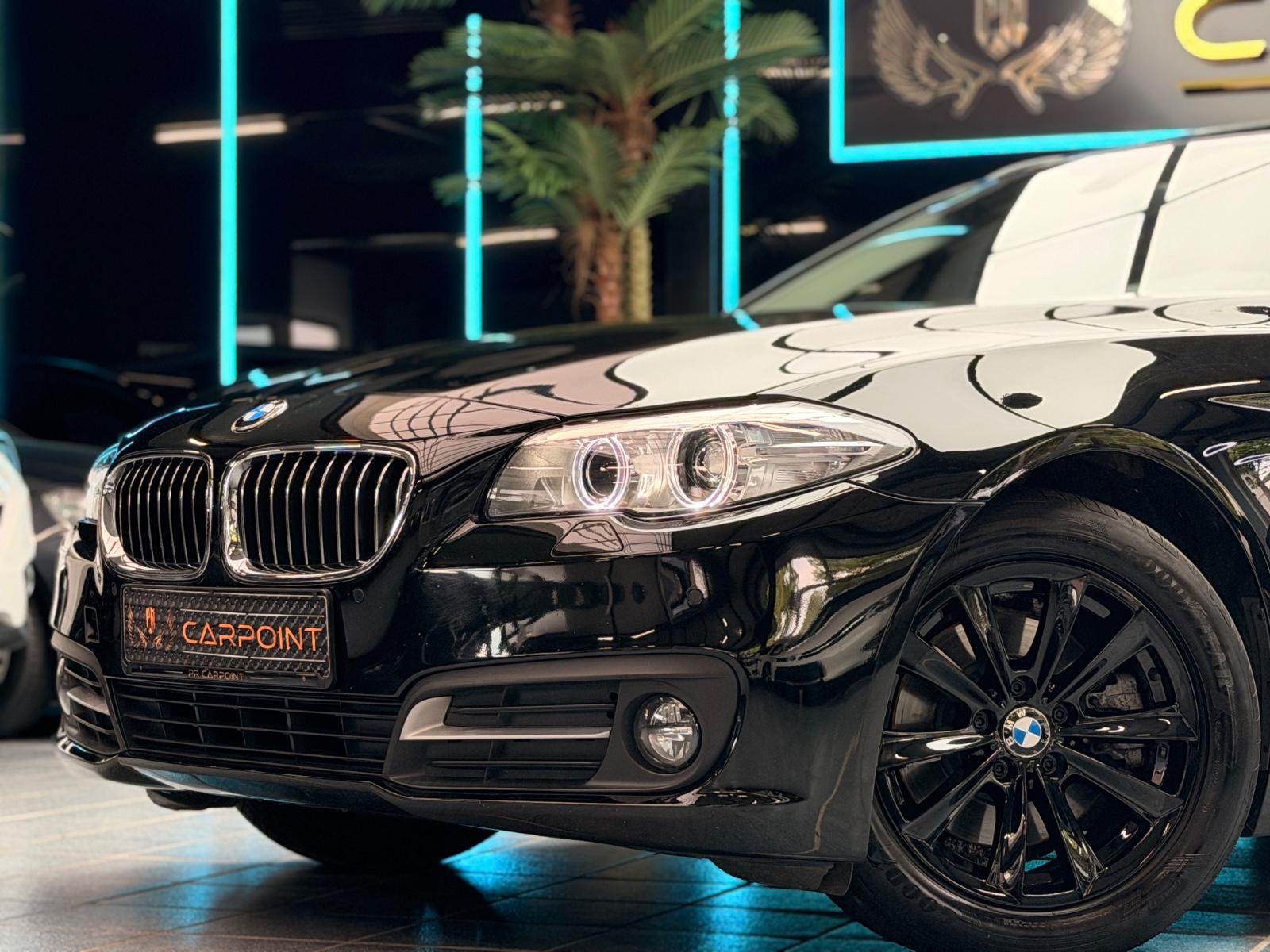 BMW 520i  Touring Bi-Xenon/AHK/Navi/BT/SHZ/PDC