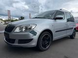 Skoda Roomster Ambition Plus Edition*Klima*Temp.* - Skoda Roomster in Frankfurt (Main)