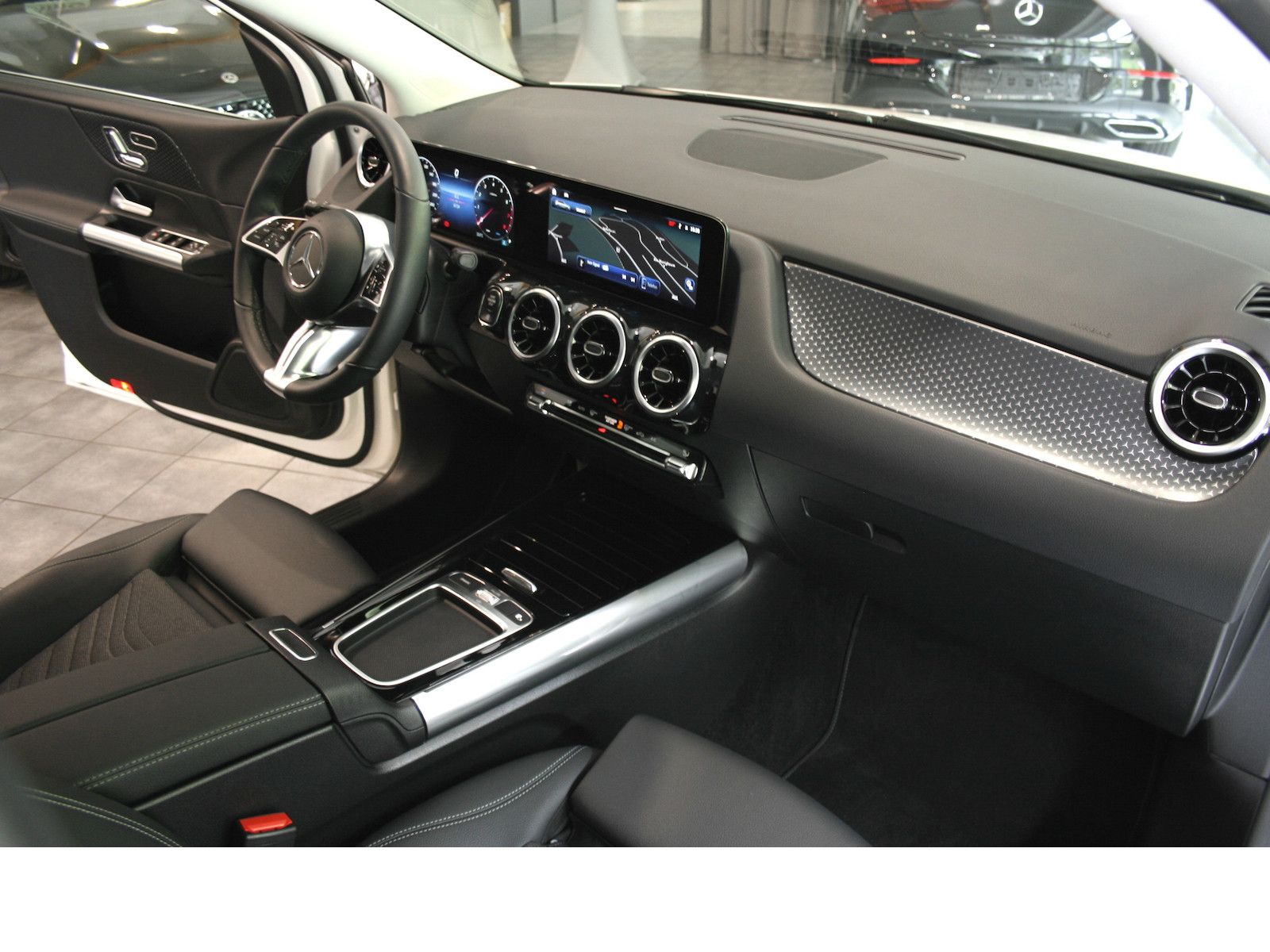 Fahrzeugabbildung Mercedes-Benz B 200 Progres.Advanced*Totwinkel*Memory*AHK*360°