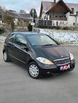 Mercedes-Benz A 150 Avantgarde, TüV NEU, Teilleder, Sitzheizu - Mercedes-Benz A 150: Avantgarde
