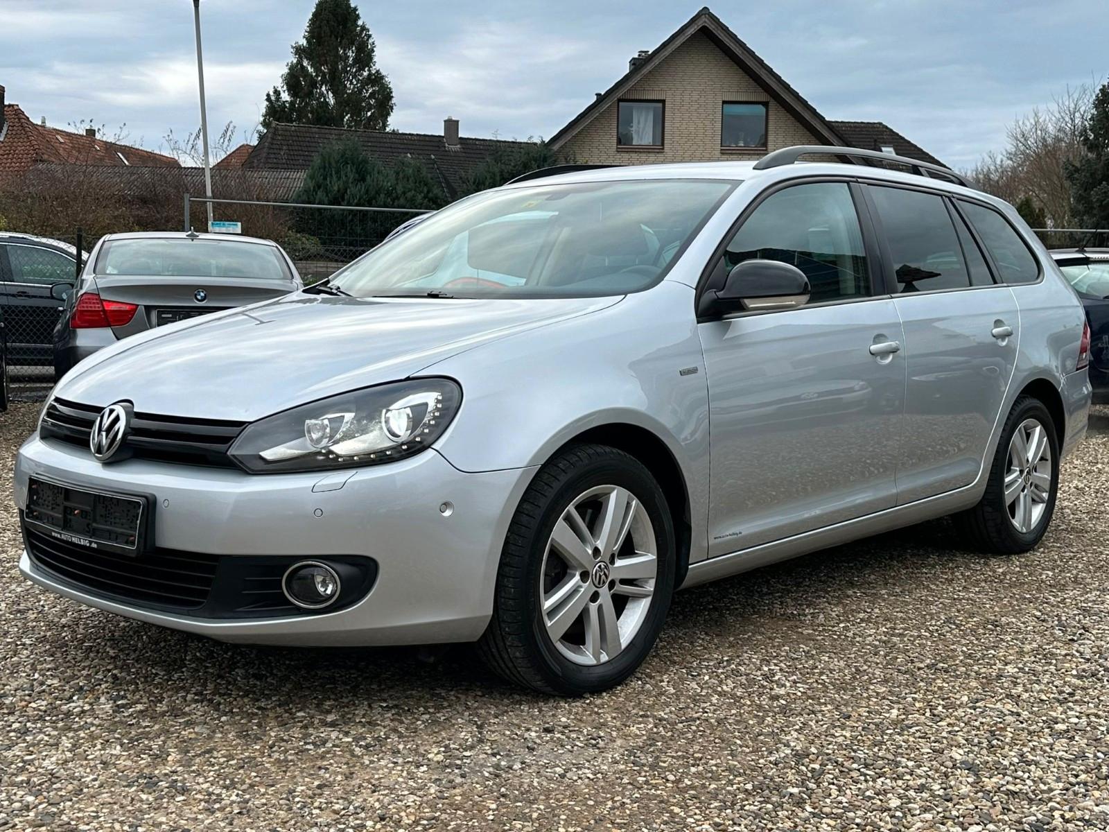Volkswagen Golf 2.0 TDI MATCH SHZ PDC Xenon Navi Scheckheft
