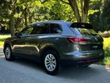 Volkswagen Touareg 3.0 V6 TDI SCR 170kW 4MOT DRIVE Tipt... - Volkswagen Touareg: Drive