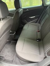 Opel Astra 1.4 Turbo Edition Sport 103kW Edition ... - Opel Astra aus 2011: Turbo