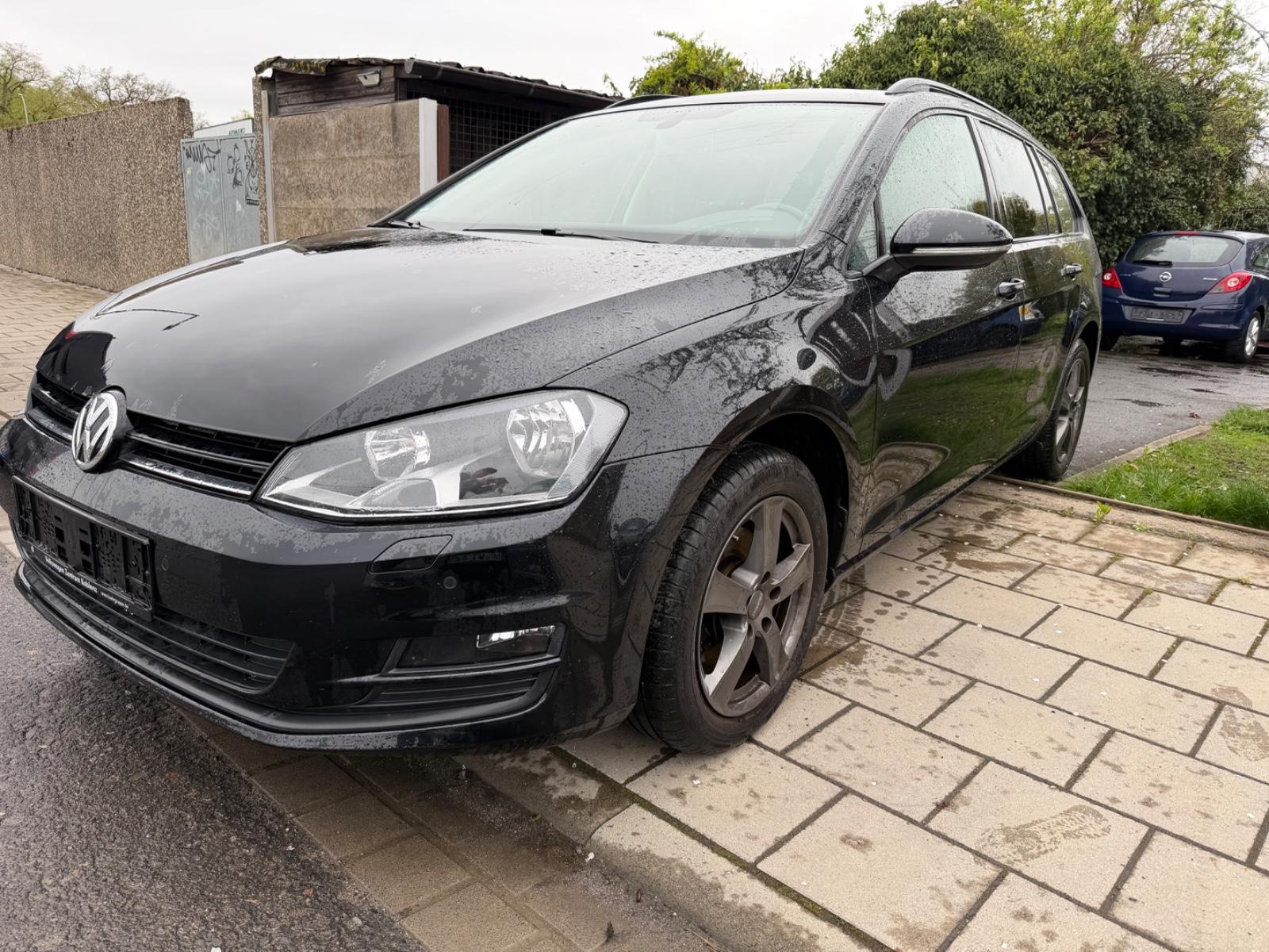Volkswagen Golf VII Variant TDI/105TKM/ZAHNRIEMEN NEU**