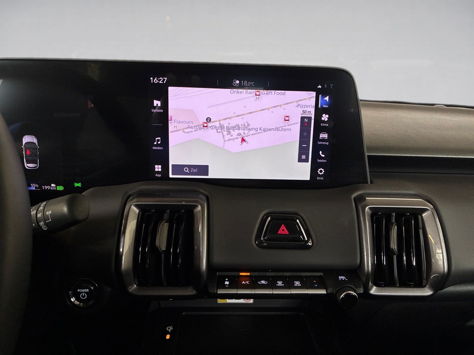 Fahrzeugabbildung Toyota Urban Cruiser Lounge 360,Kamera,LED,Matrix, Pano