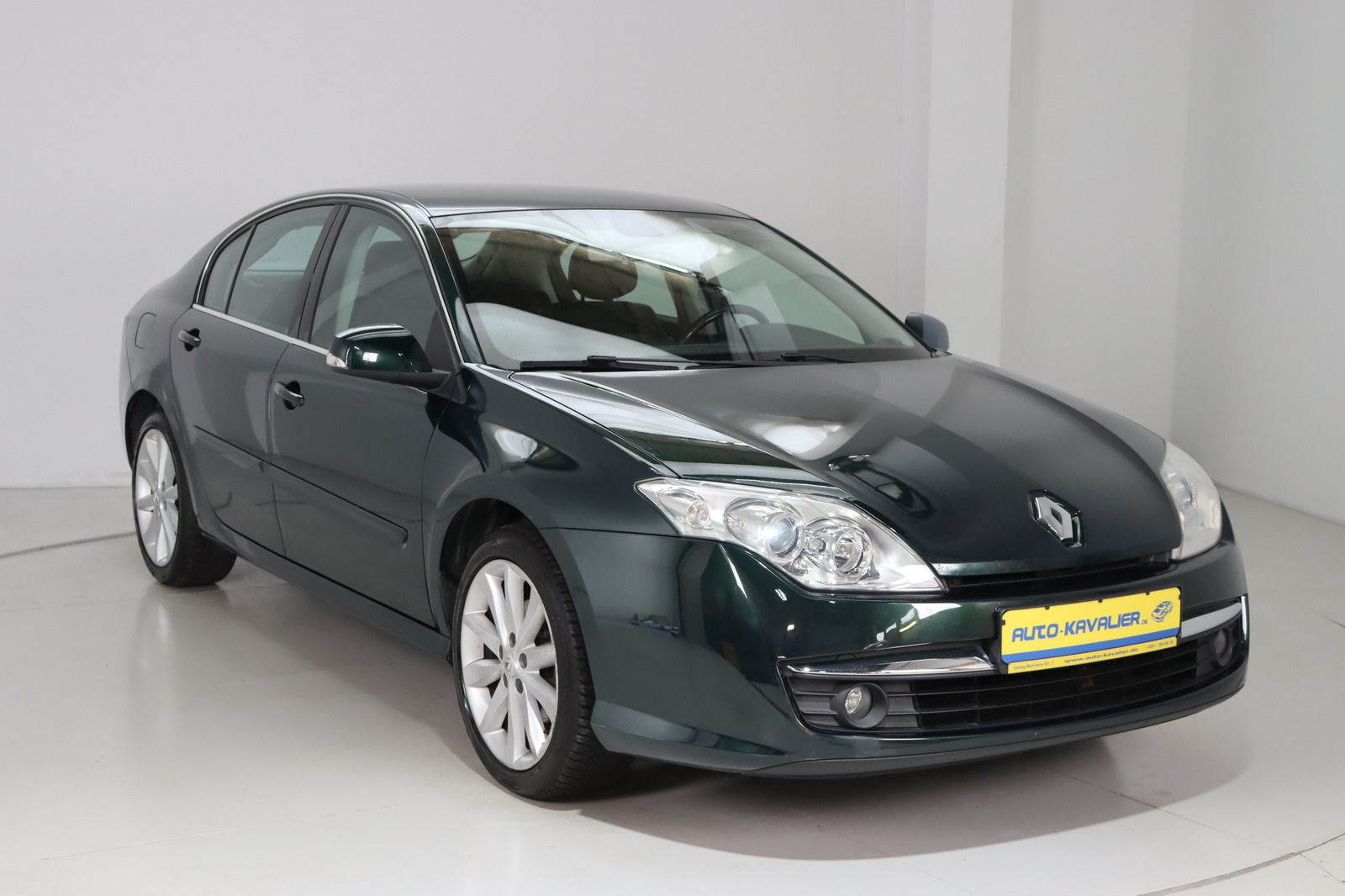 Fahrzeugabbildung Renault Laguna Dynamique 2.0 16V * HU/AU bis 07.26 * AHK