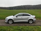 Audi A3 1.8 TFSI S tronic Ambition mit 19er Sommer - Audi A3 mit Benzin-Antrieb: Limousine, 1.8