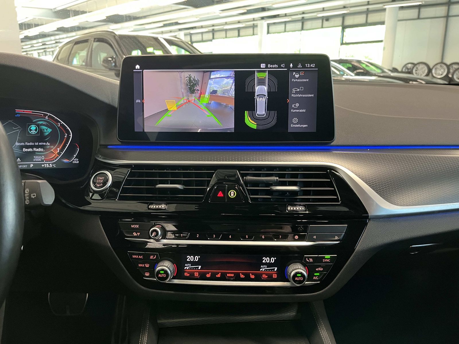 BMW 520d xDrive Touring M Sport HUD PANO ACC RFK NAV foto 11