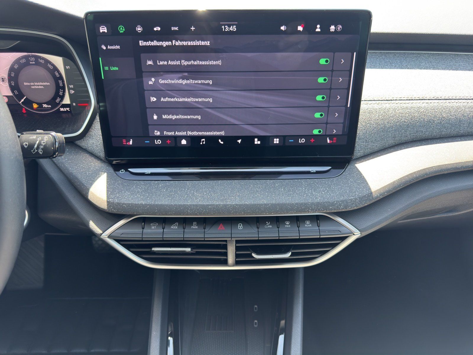 Fahrzeugabbildung SKODA Octavia 2.0 TDI DSG Selection/ACC/HUD/360°CAM/