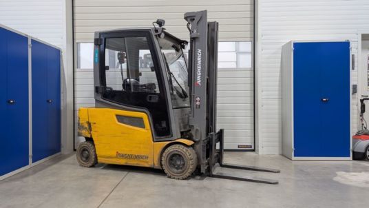 Jungheinrich EFG 320 GE115-330ZZ