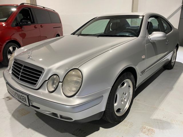 Mercedes-Benz CLK 200 ELEGANCE*Klima*SHZ*Tempomat*