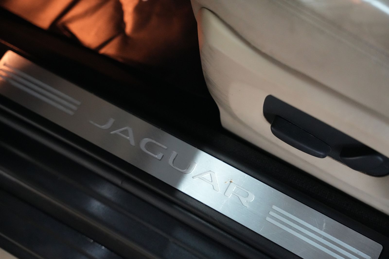 Fahrzeugabbildung Jaguar XF 2.2 Diesel *Automatik*Kamera*Leder*Navi