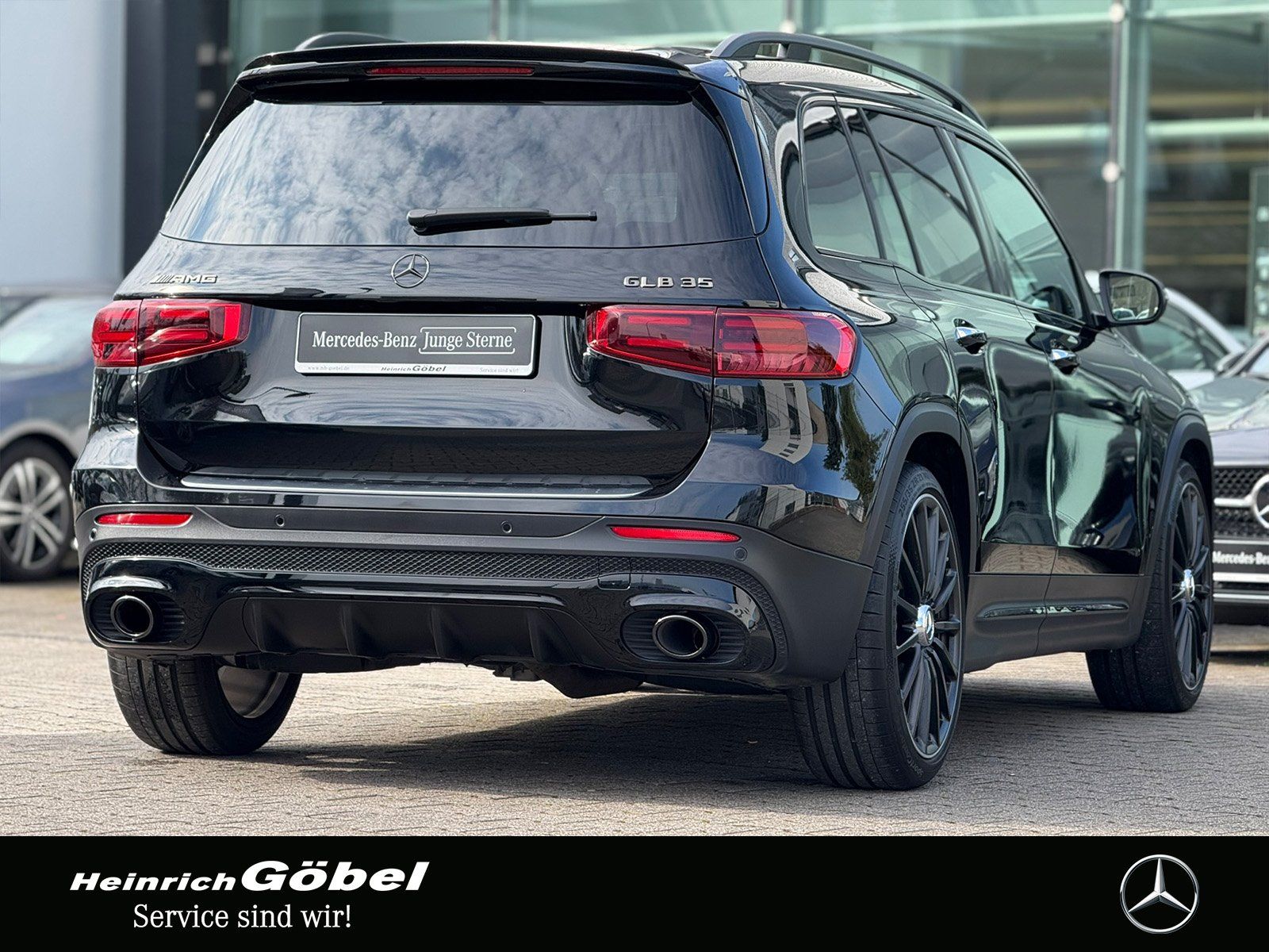 Fahrzeugabbildung Mercedes-Benz AMG GLB 35 4M PRE+ FAP SH BUR 7S WP PAN 360°K HU