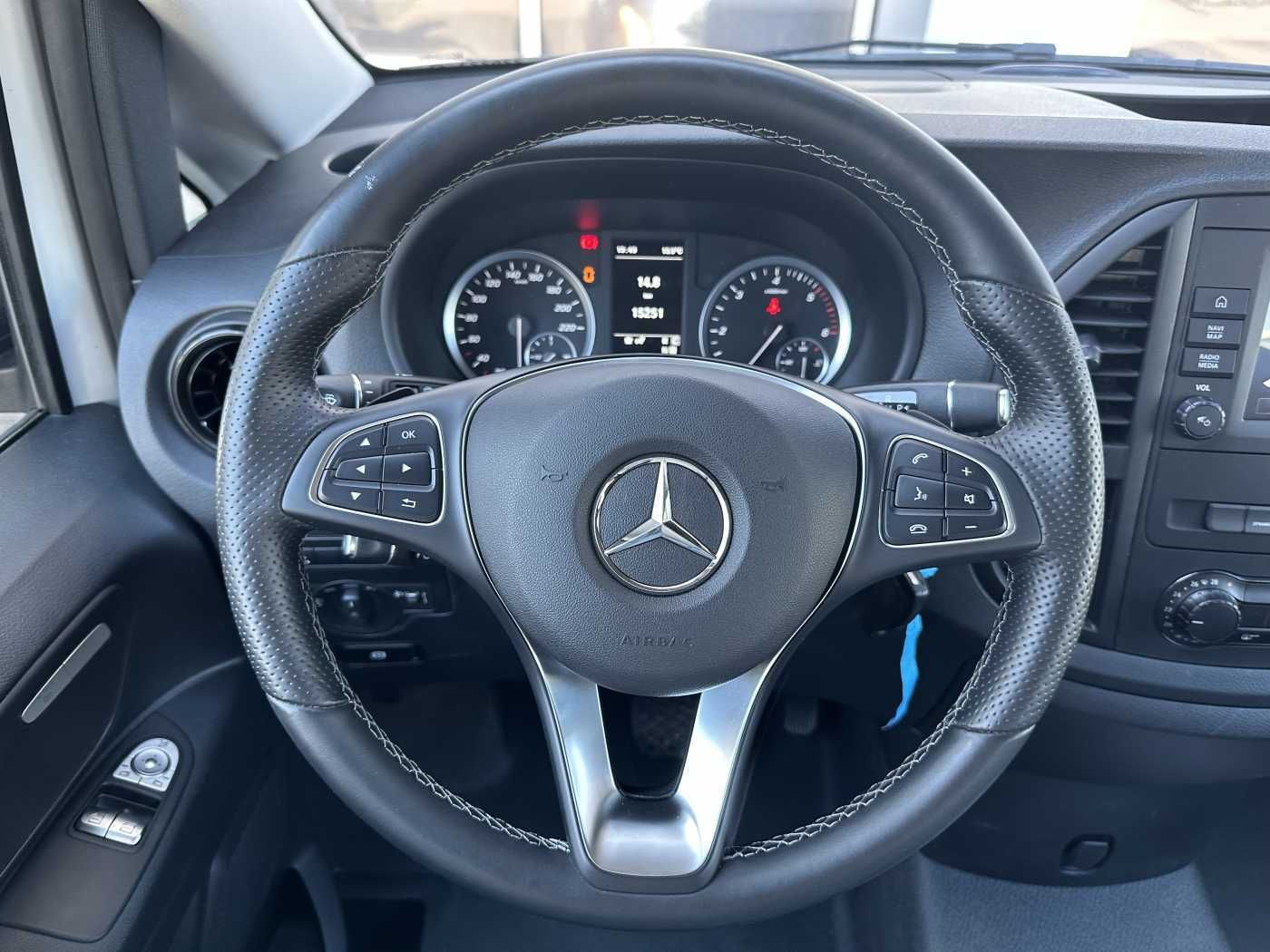 Fahrzeugabbildung Mercedes-Benz Vito 114 CDI Tourer 8Sitze Klima Audio40 Kamera