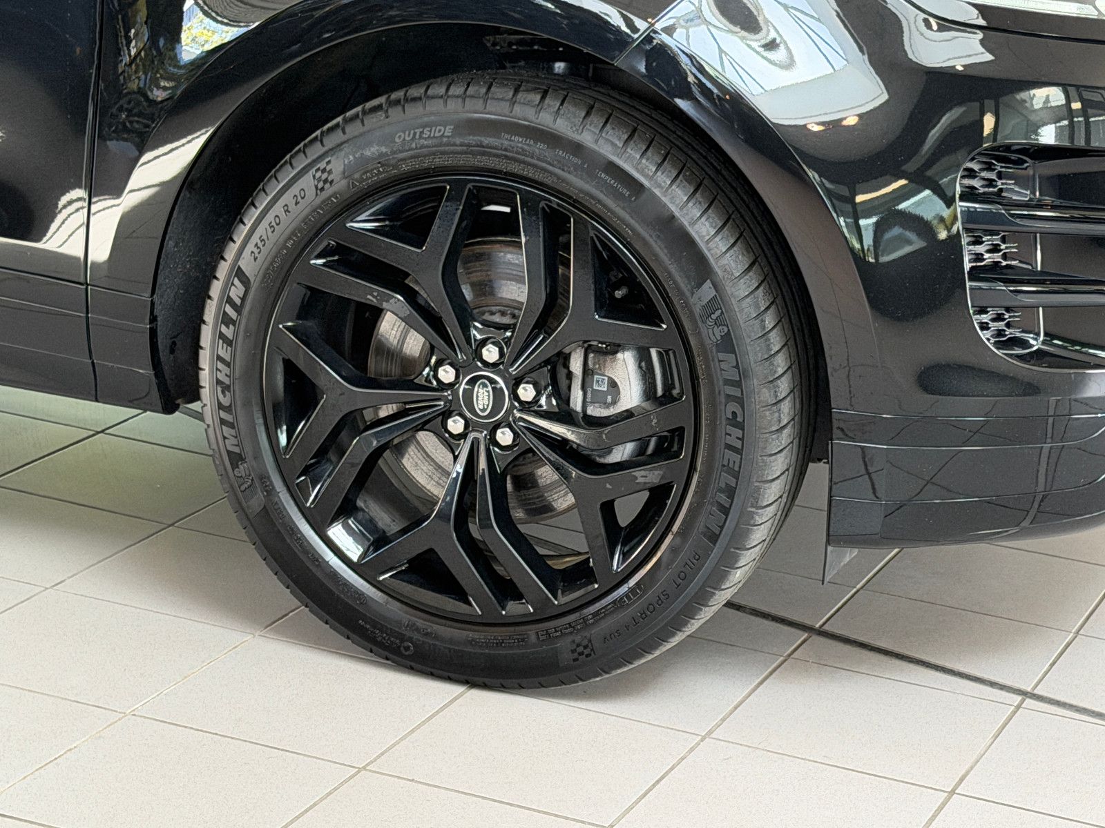 Fahrzeugabbildung Land Rover Evoque R-Dynamic SE/PANORAMA/MERIDIAN/KAMERA