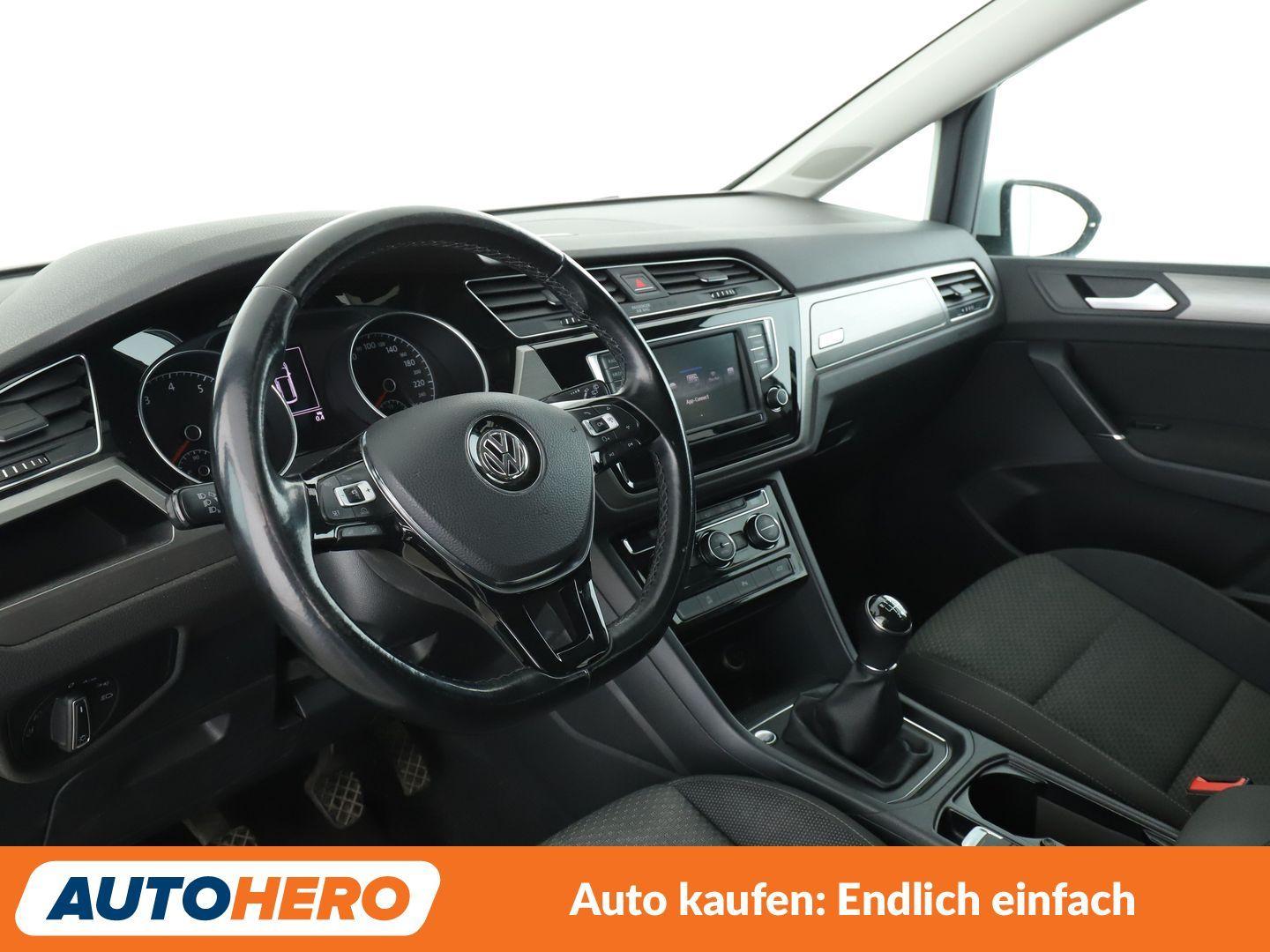 Volkswagen Touran 1.4 TSI Comfortline BlueMotion Tech *NAVI