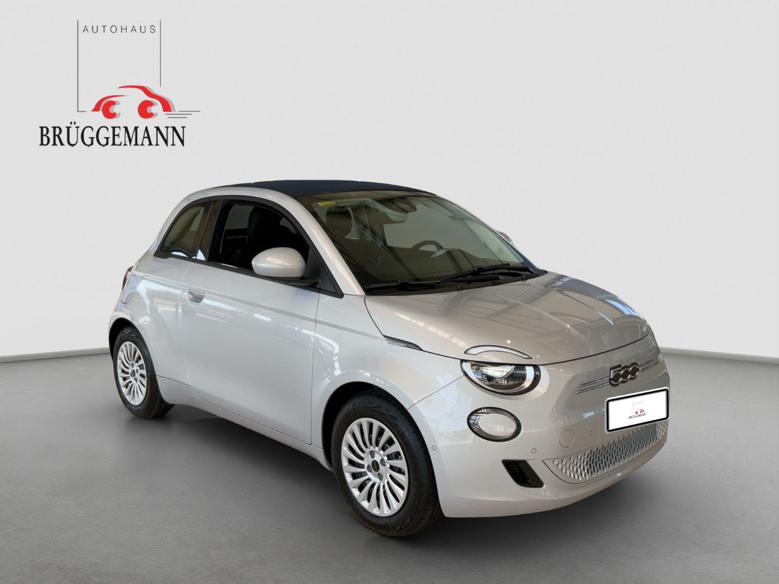 Fahrzeugabbildung Fiat 500e Cabrio Blue Edition