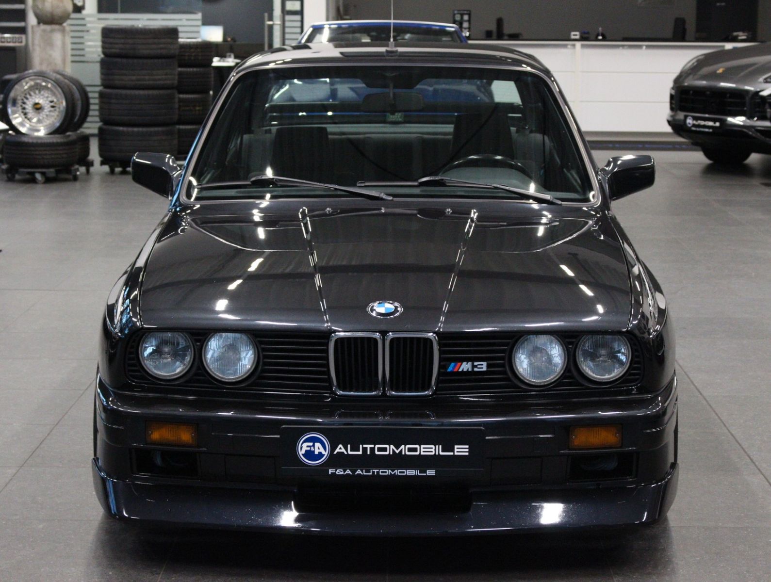 Fahrzeugabbildung BMW M3 2.3 S14 Carbon-Airbox+H-Kennz.+16" BBS