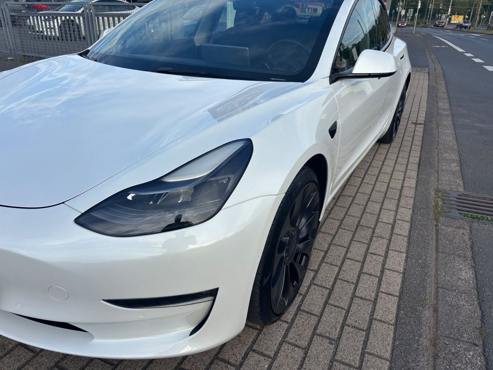 Tesla Model 3 Performance Dual AWD 82KWH imagem 3