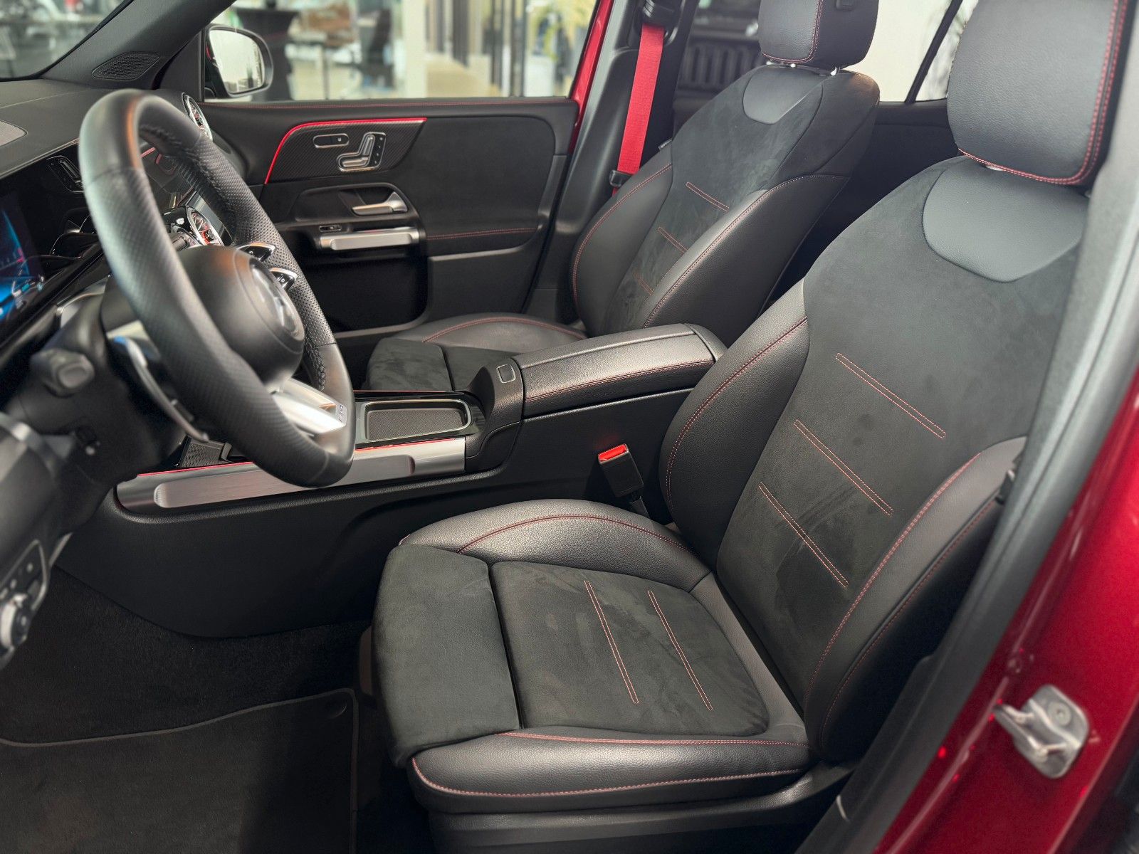 Fahrzeugabbildung Mercedes-Benz GLB 35 AMG 4Matic VOLL Night  MBUX AHK