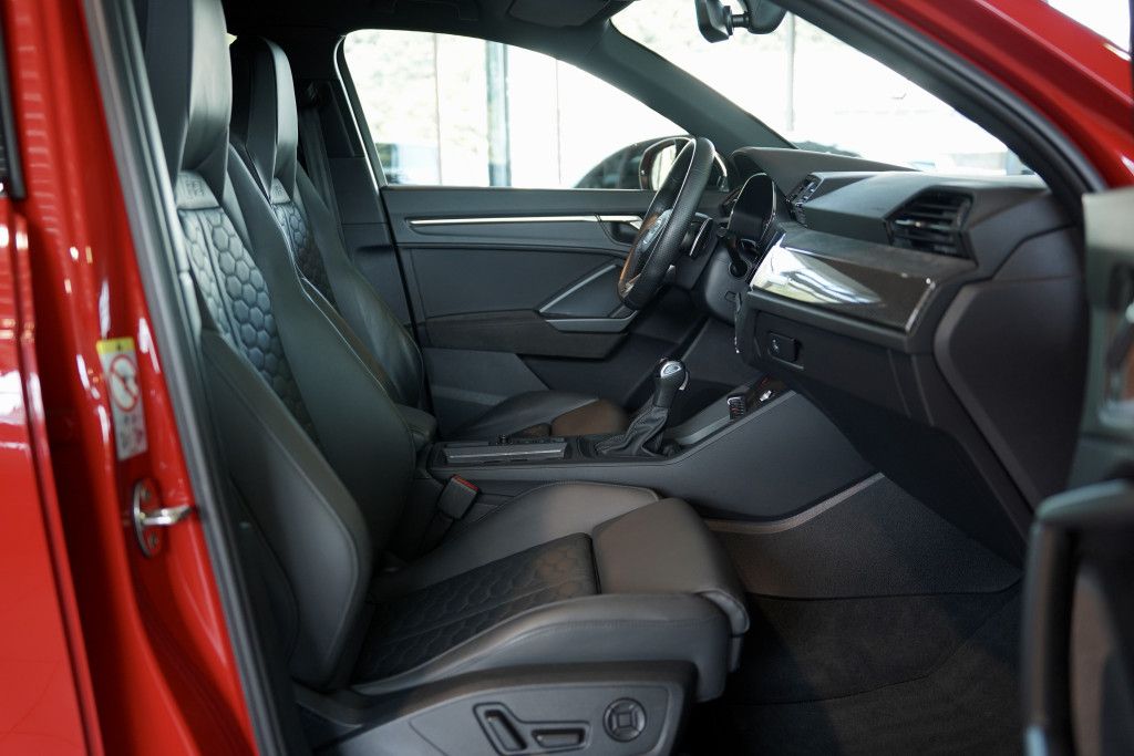 Audi Rsq3