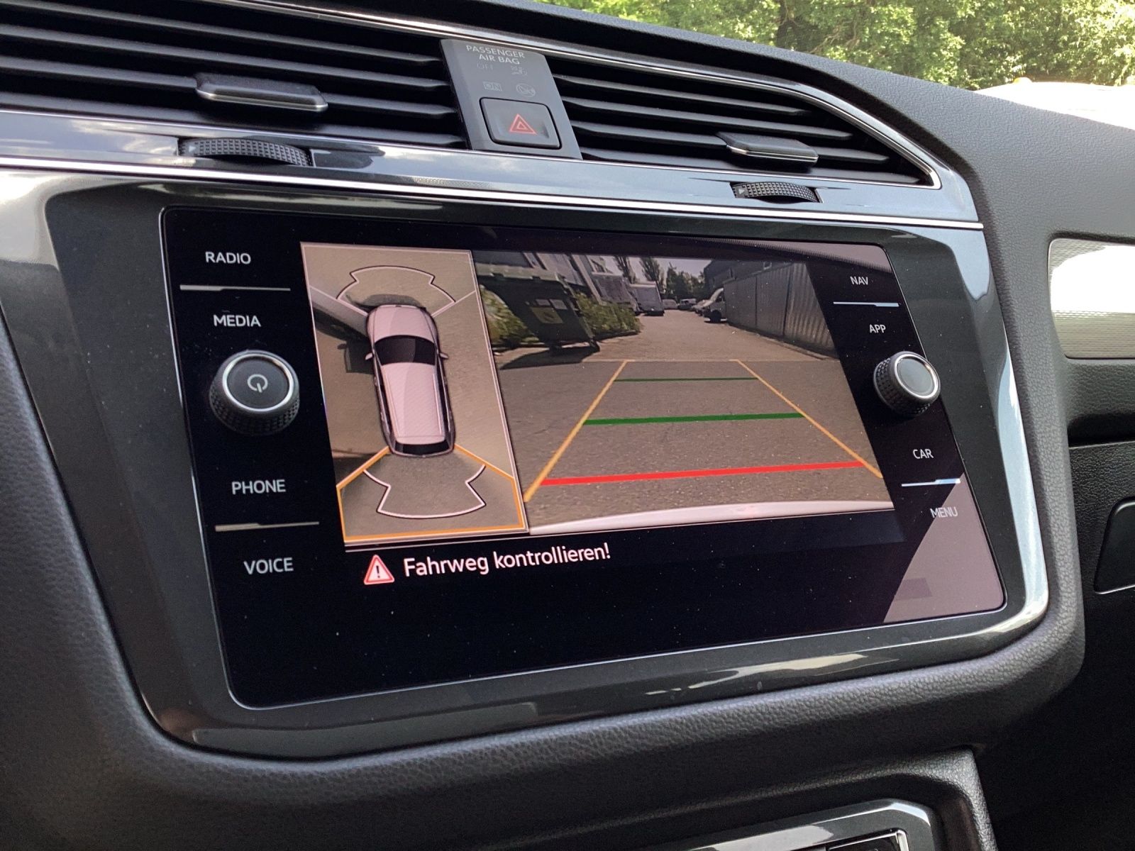 Fahrzeugabbildung Volkswagen Tiguan Allspace TDI Comfortline DSG STH LED Navi