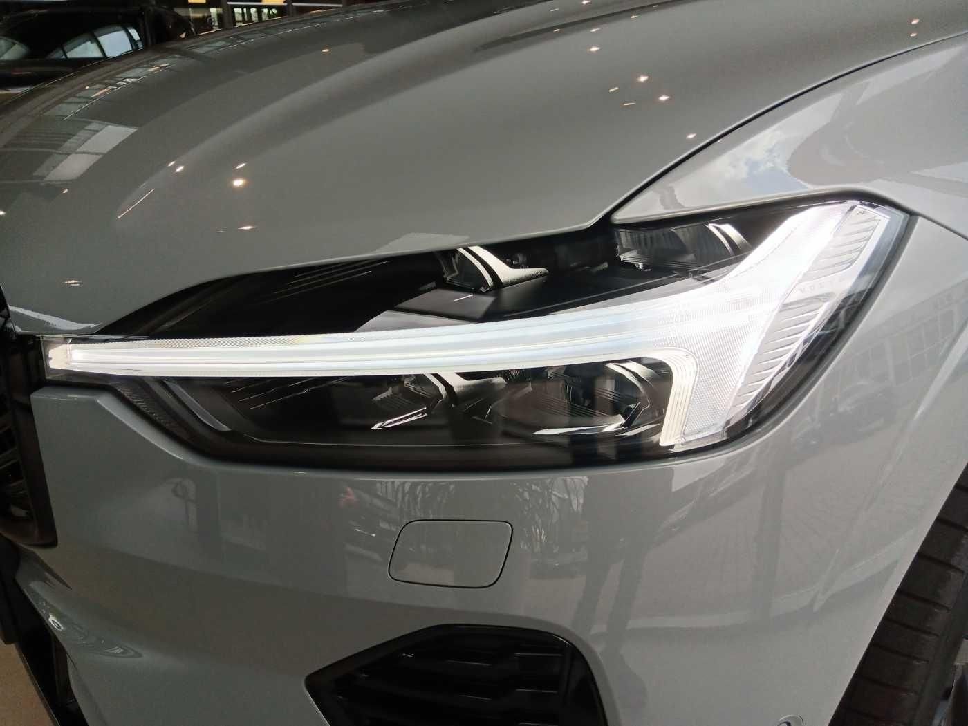 Fahrzeugabbildung Volvo XC60 T8 AWD Plus Black Edition