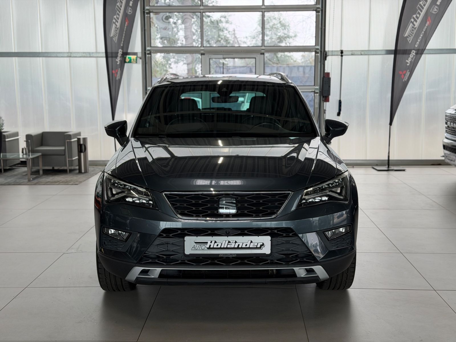 Fahrzeugabbildung SEAT Ateca 2.0 TDI Xcellence 4Drive 360°-Kamera ACC