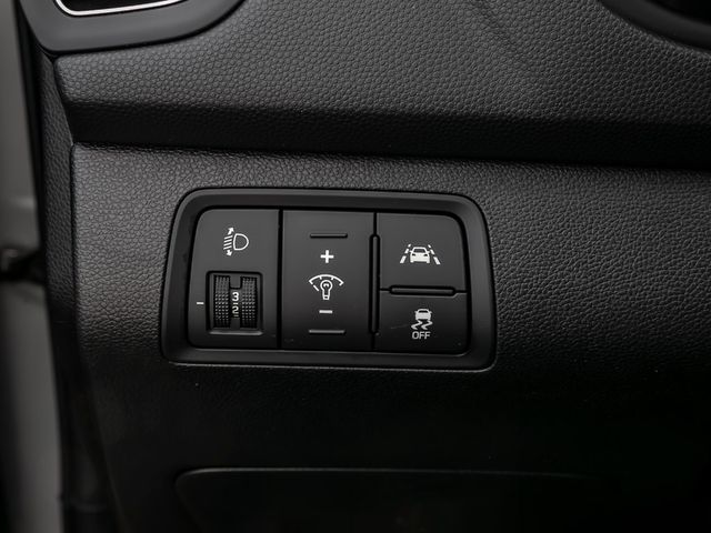 Hyundai i20 Passion Plus Navi SHZ LenkradHZG Spurhaltea.
