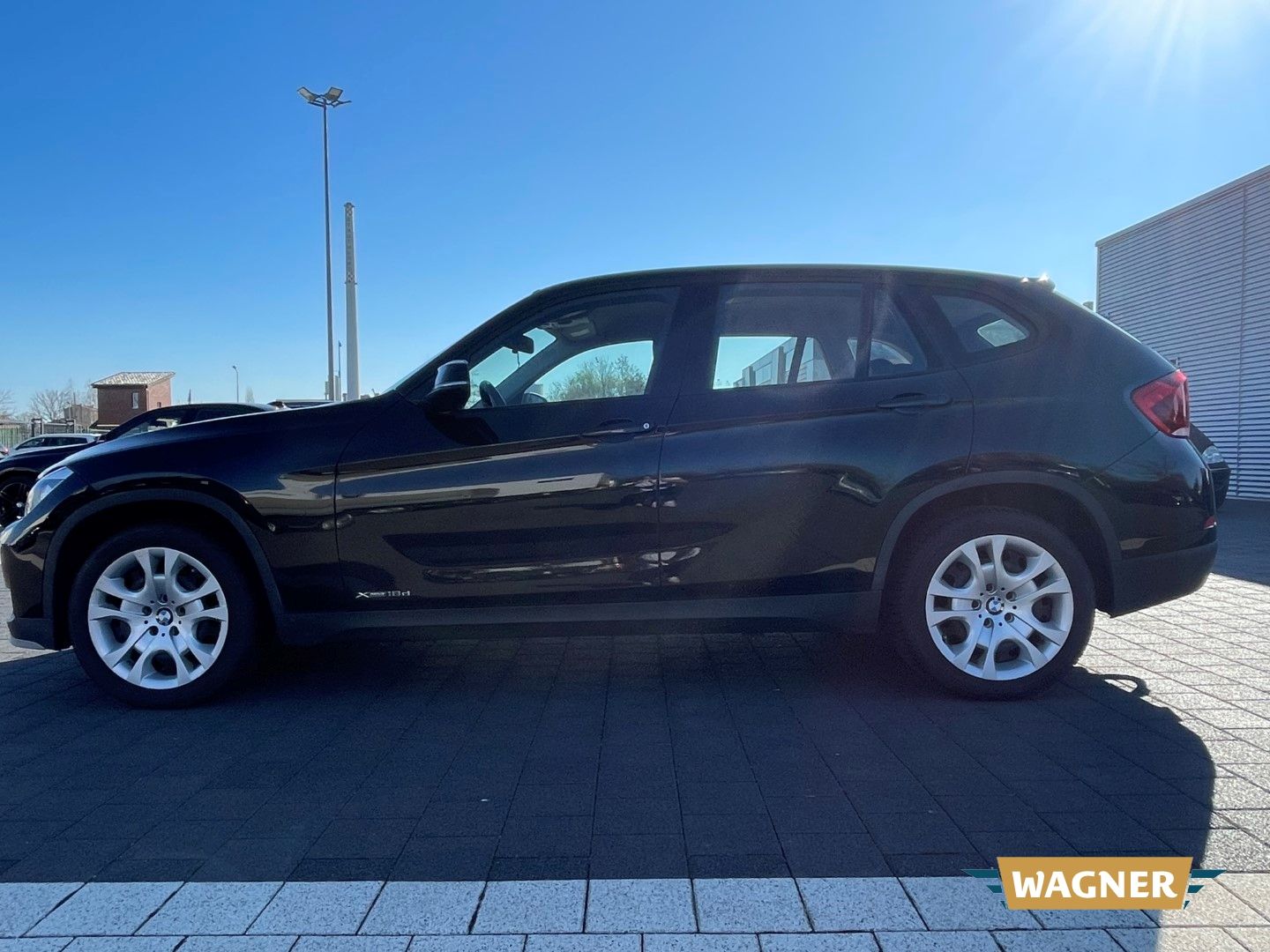 Fahrzeugabbildung BMW X1 18 d xDrive 18d Klima  Motorschaden