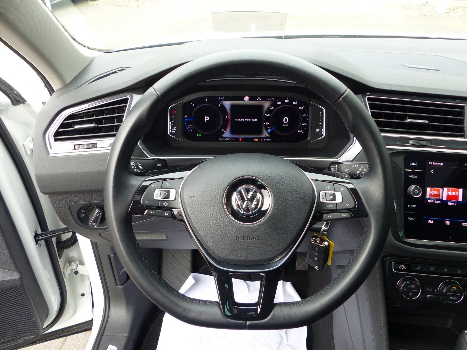 Fahrzeugabbildung Volkswagen Tiguan Highline 2.0 TDI,4- Motion,DSG,PANO,AHK