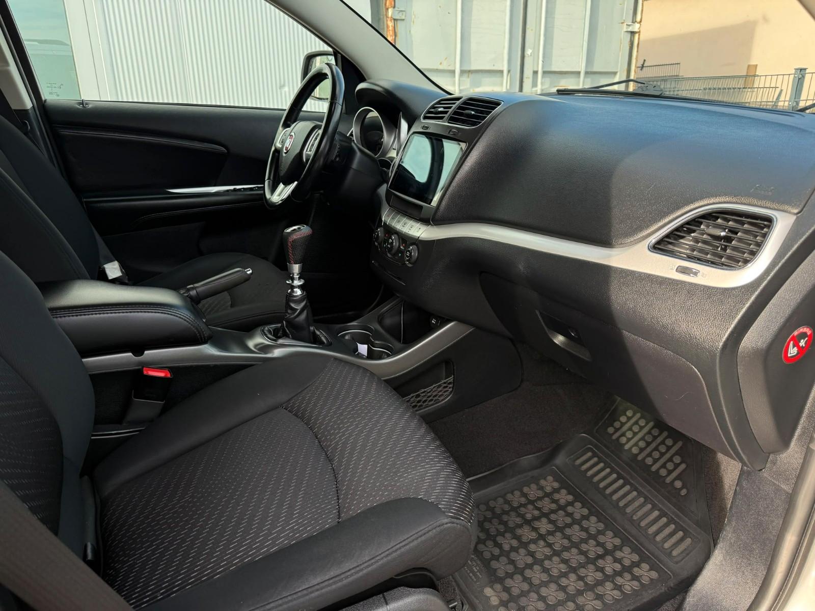 FIAT FREEMONT 2.0 MULTIJET 140CH URBAN 7 PLACES