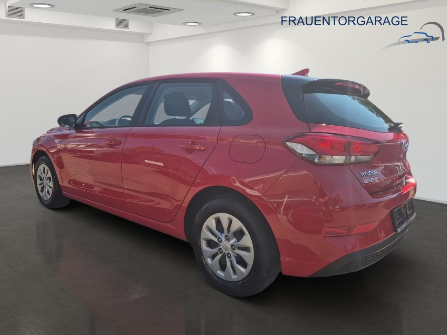 Fahrzeugabbildung Hyundai i30 Pure Apple CarPlay Android Auto DAB Spurhalt