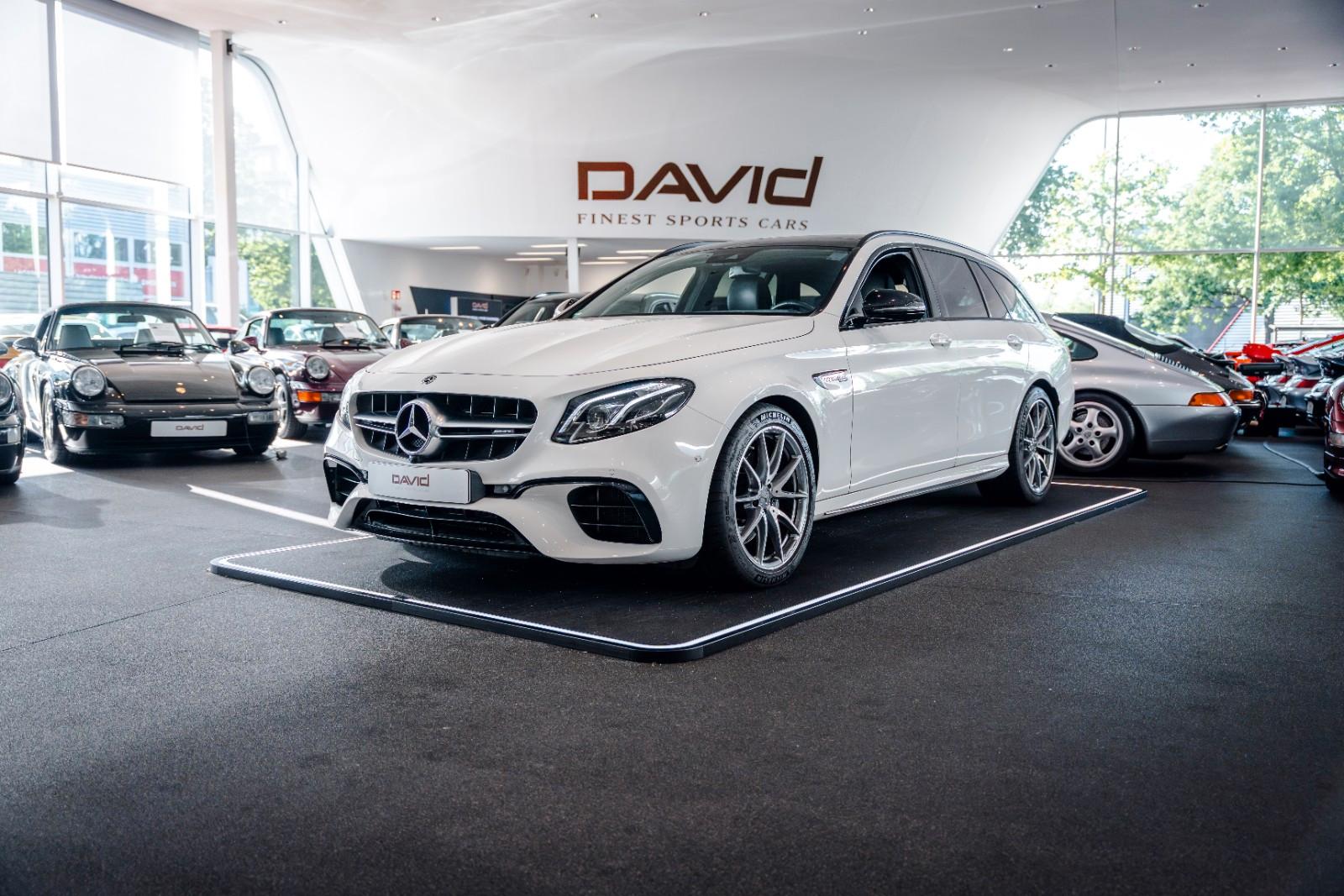 Mercedes-Benz E 63 AMG T-Modell*Burmester*Drivers Package*