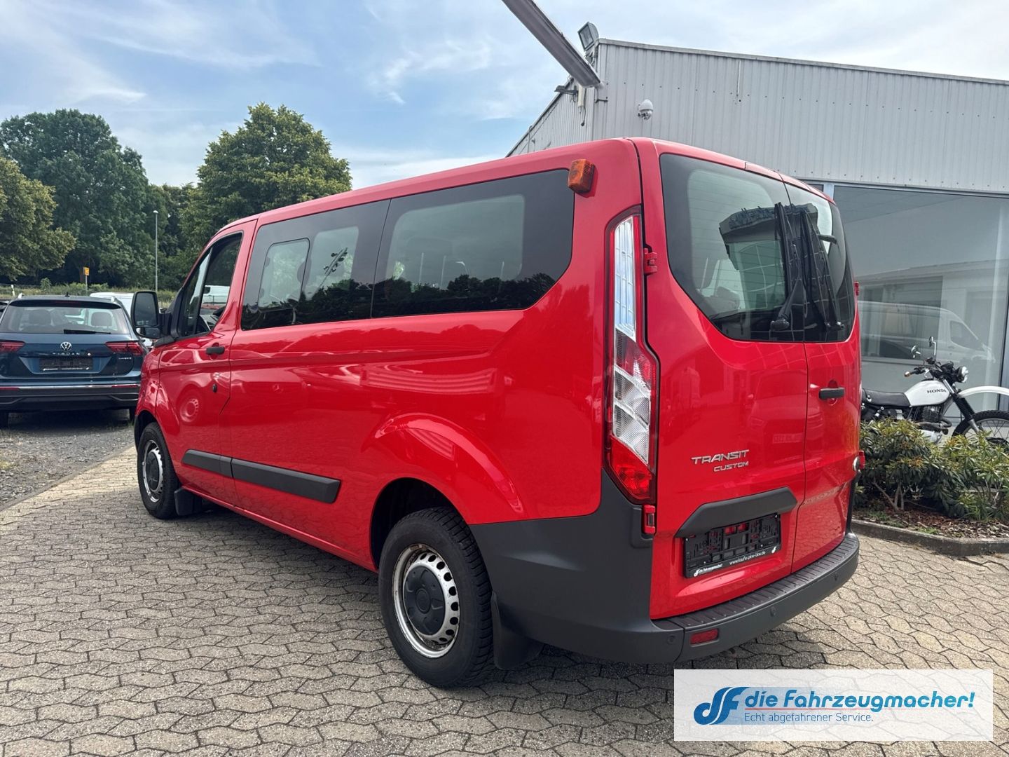 Fahrzeugabbildung Ford Transit Custom Tourneo 300 L1 .*1927
