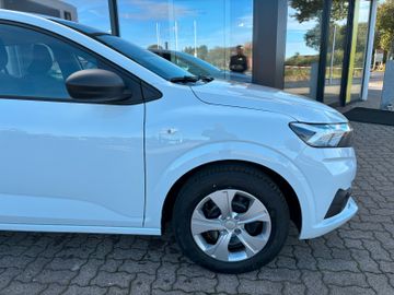 Dacia Sandero SCe 65 Essential