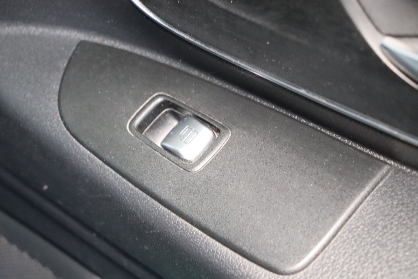 Fahrzeugabbildung Mercedes-Benz Vito Kasten 119 CDI 1. Hand LED Navi