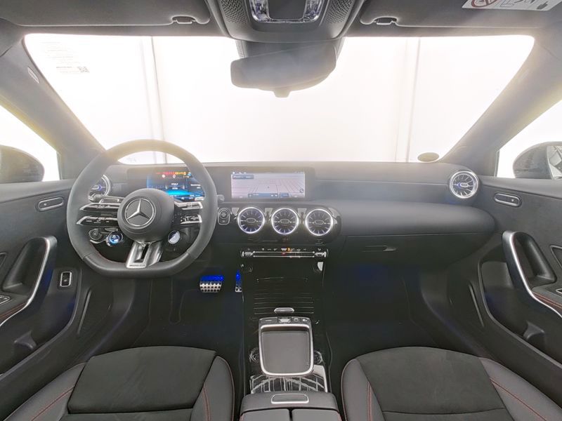 Fahrzeugabbildung Mercedes-Benz AMG A 35 4M Limousine Aero+Night II+Totw+Keyless