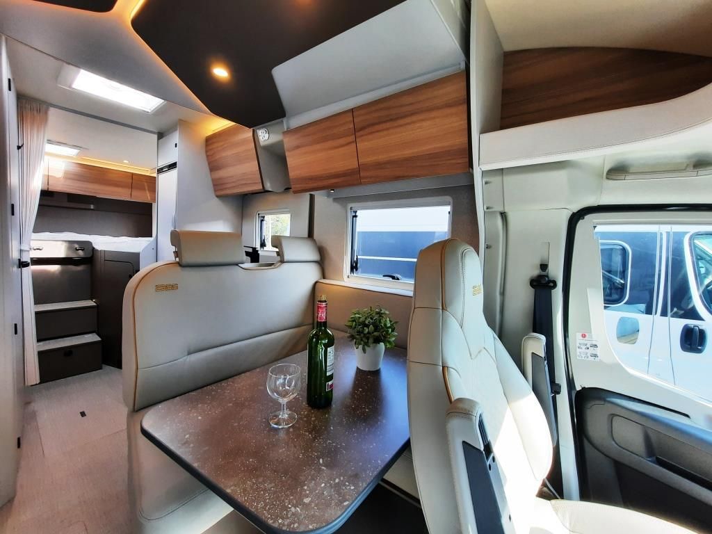 Fahrzeugabbildung Bürstner B66 690 TD Verfüg./SAT/Markise/Rüfa