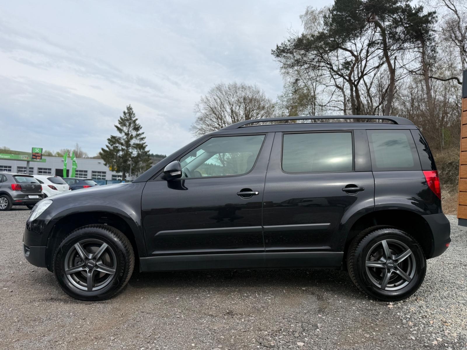 Skoda Yeti Active Plus Edition/1.HAND/AUTOMATIK
