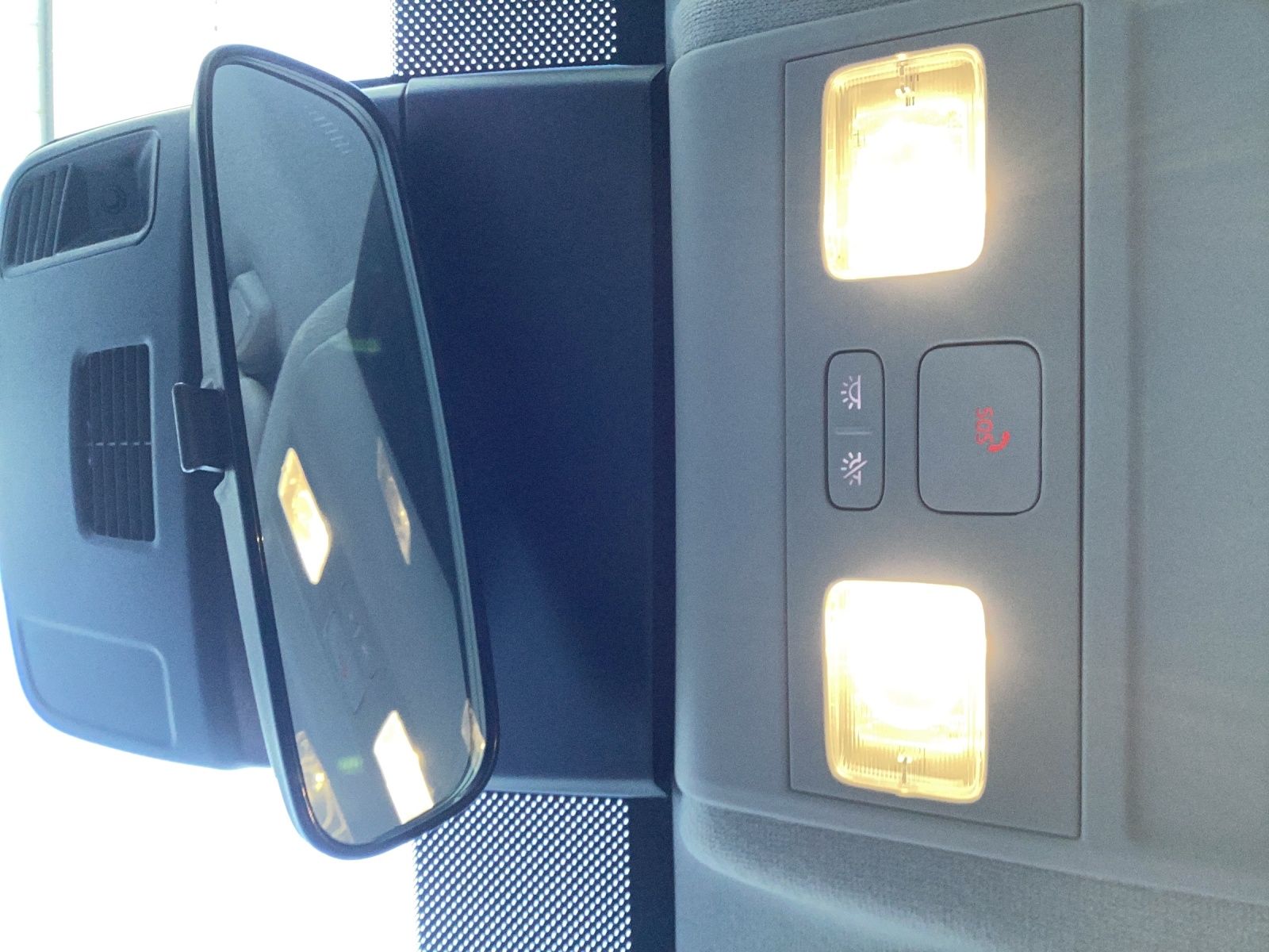 Fahrzeugabbildung Volkswagen T7 Transporter TDI Kasten AHK LaneAssist RearVie