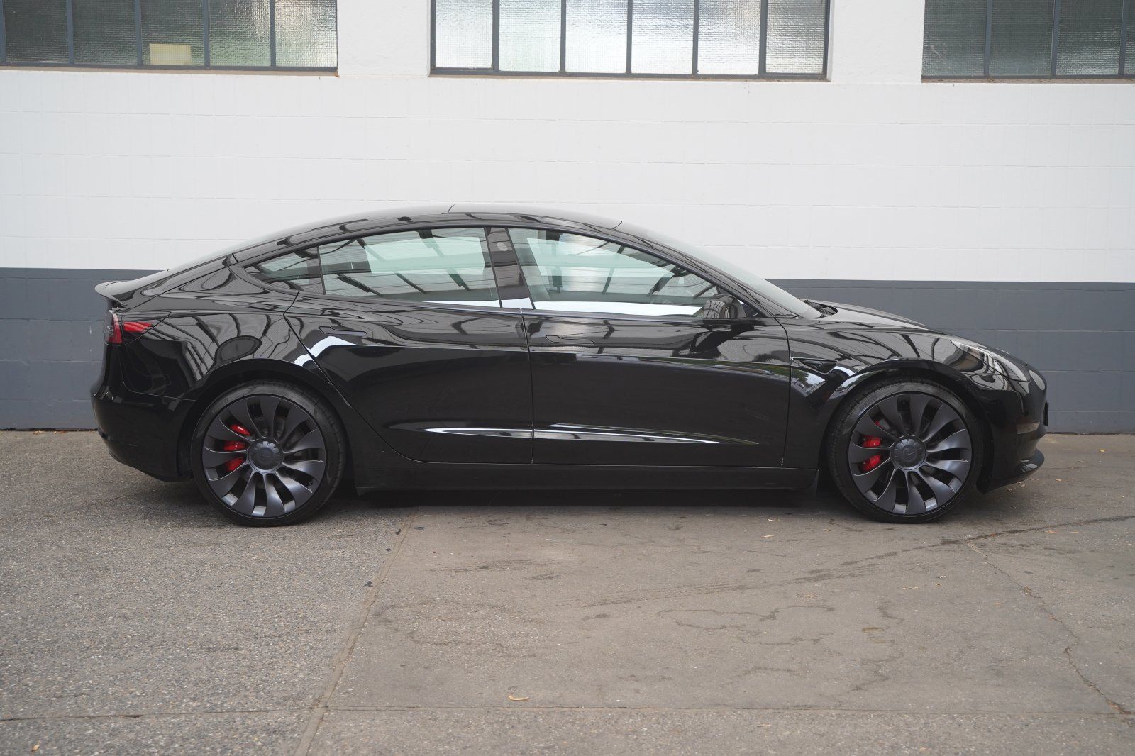 Tesla Model 3 Performance 1. Hand foto 21