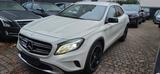 Mercedes-Benz GLA 250  4Matic Edition 1 Exklusiv-Paket - mit Benzin-Antrieb: Teilleder, Geländewagen