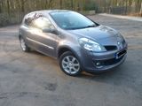 Renault Clio Initiale 1.6 82kW Autom. - Zahnriemen neu - Renault Clio: 1.8