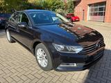 Volkswagen Passat Lim. Comfortline BMT/Start-Stopp - VW Passat Gebrauchtwagen in Hamburg