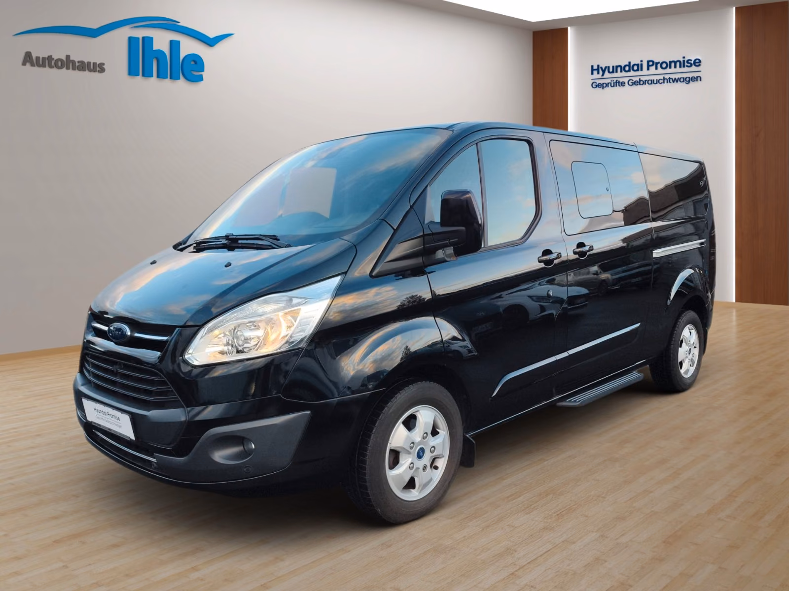 Ford Tourneo 2.0 TDCI 310 L2 Titanium