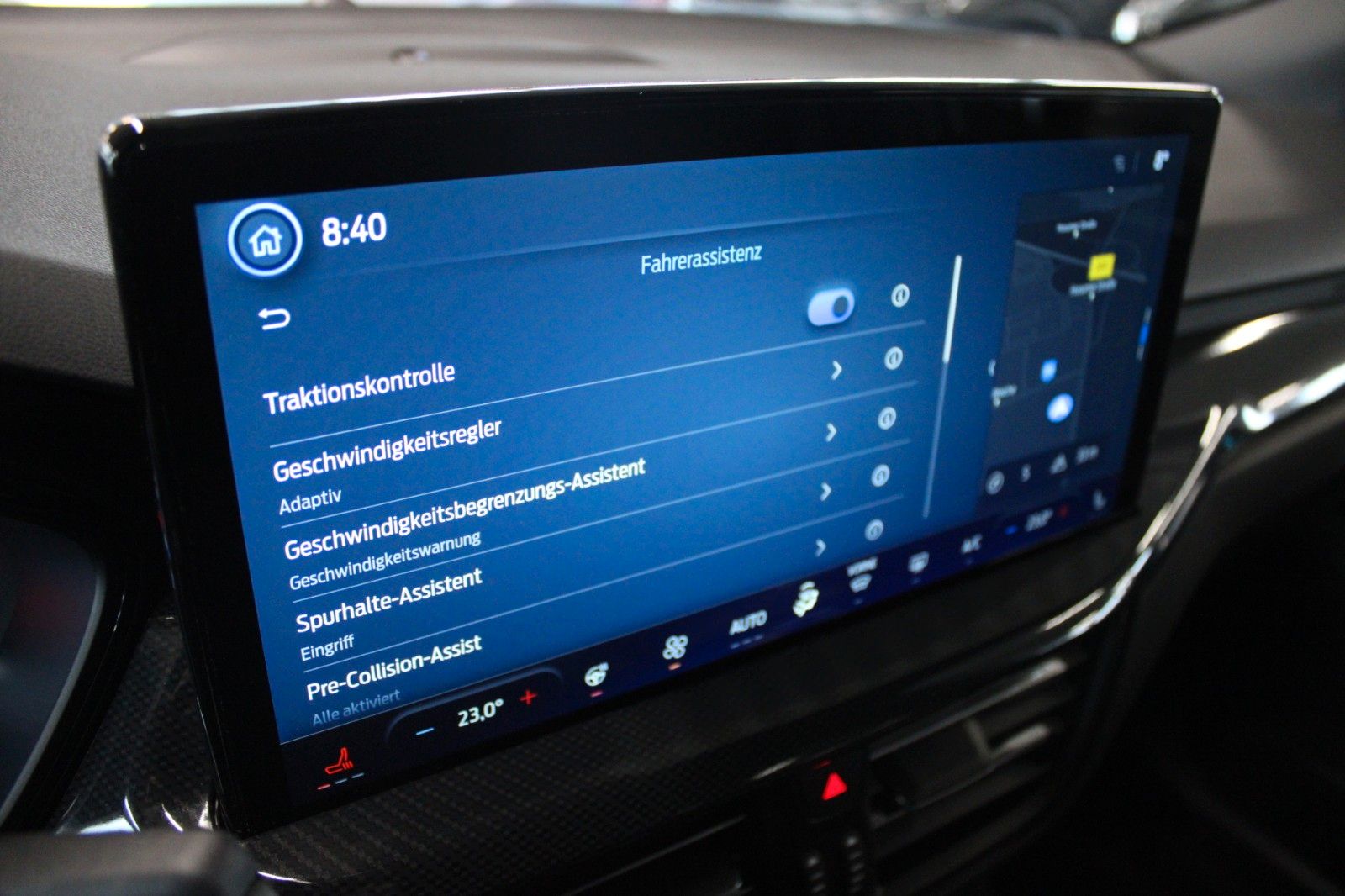 Fahrzeugabbildung Ford Focus ST-Line X Aut. Matrix-LED ACC B&O WinterP.