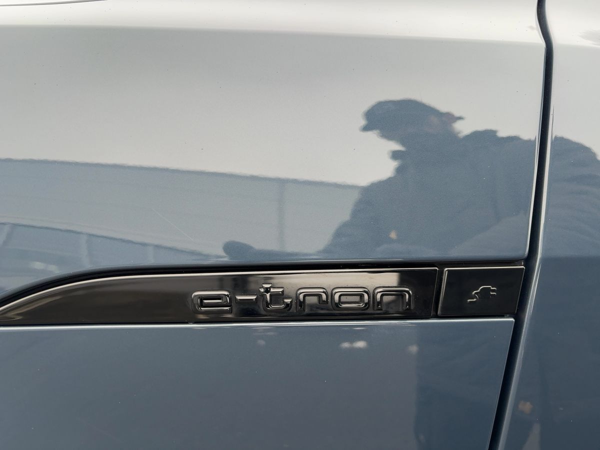 Audi Q8 e-tron - Bild 16