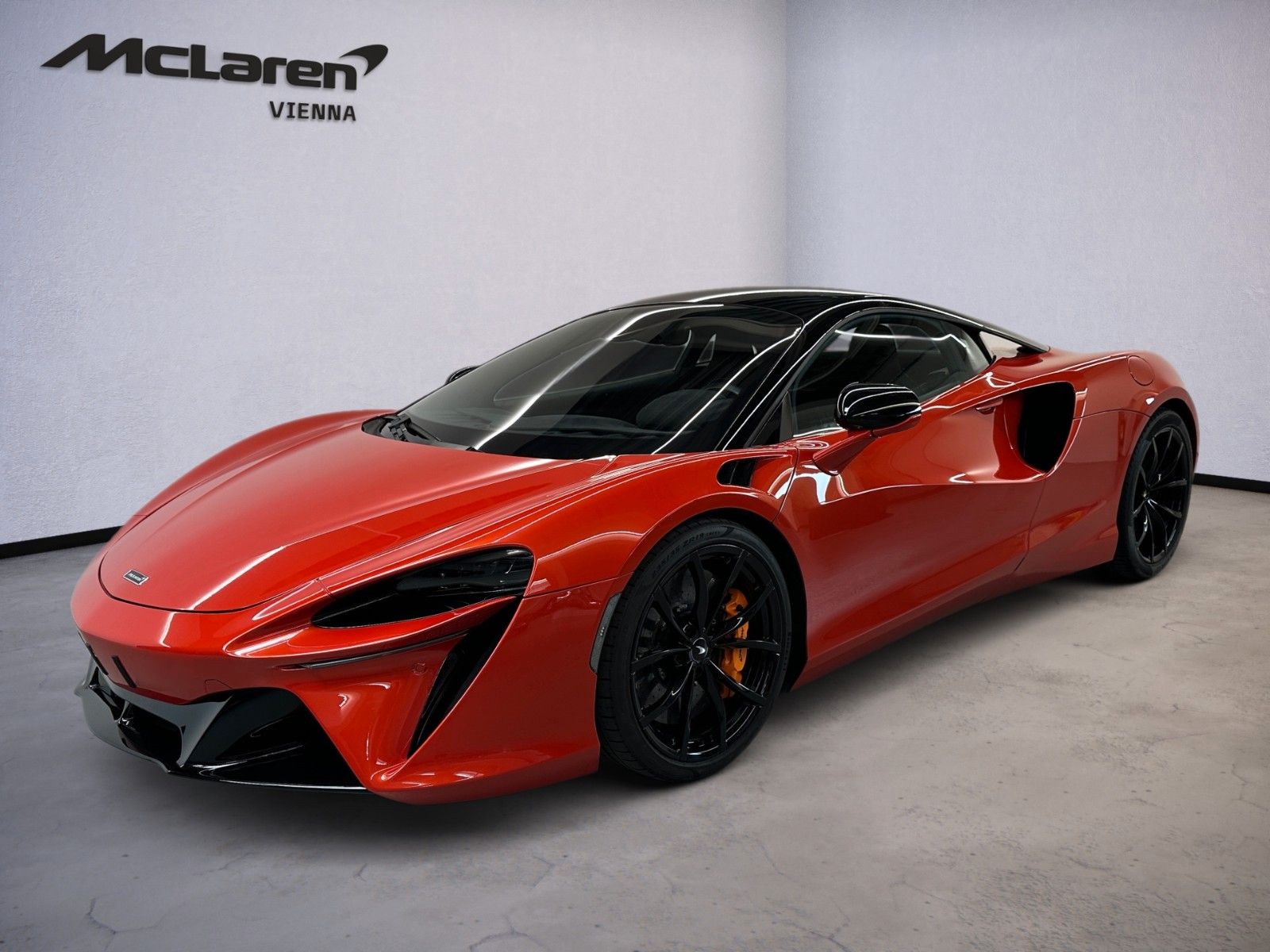 McLaren Artura / Ember Orange / Full PPF