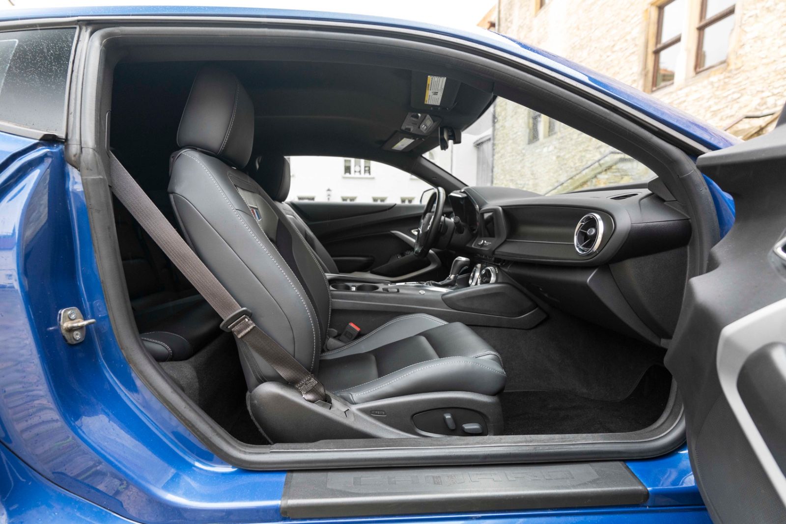 Fahrzeugabbildung Chevrolet Camaro LT 3,6L V6 KAM CARPLAY LEDER SHZ TEMPOMAT